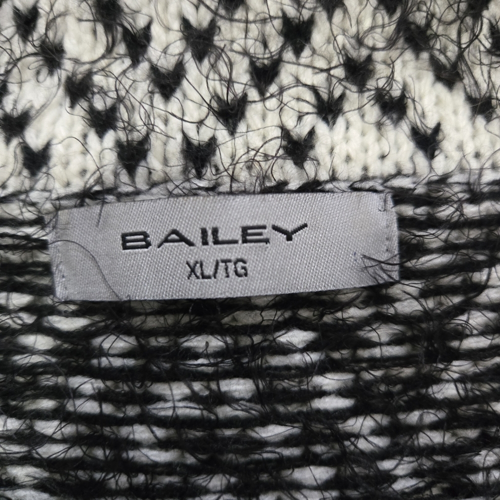 Bailey Black and White Furry Seeater Jacket. Size XL - Picture 8 of 11